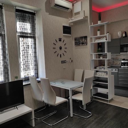 Corvinus Apartman Будапеща Екстериор снимка