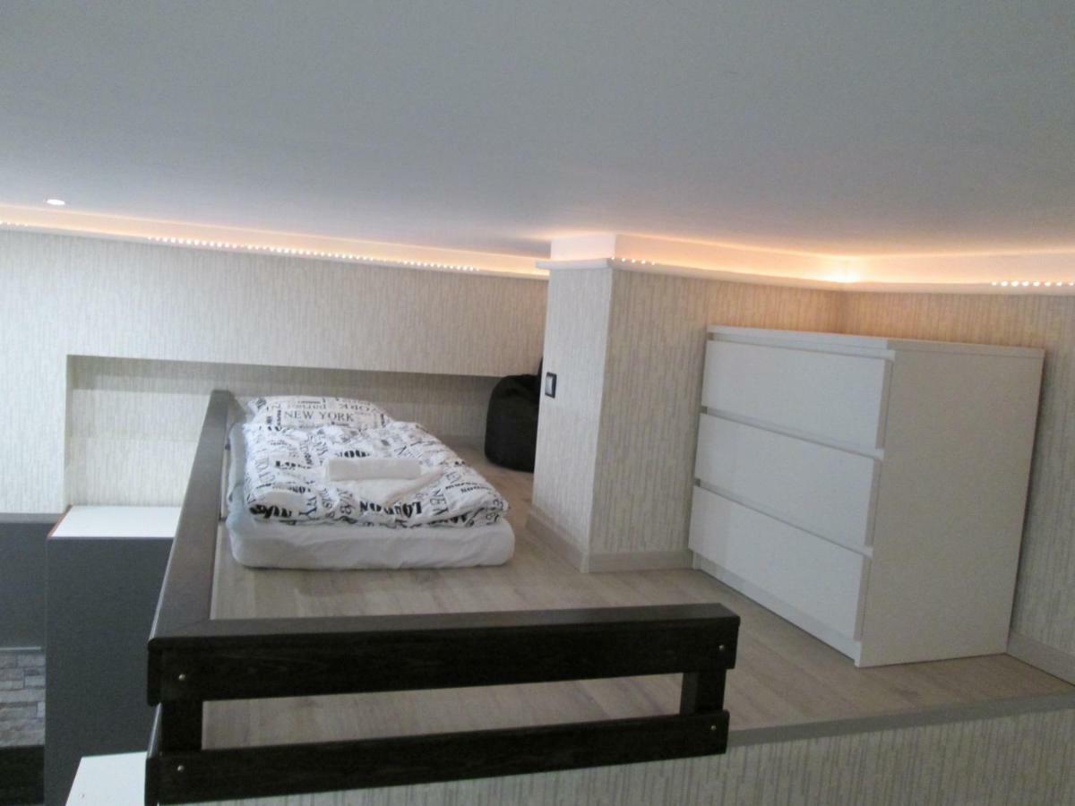 Corvinus Apartman Будапеща Екстериор снимка